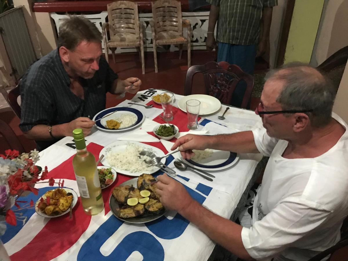 Osanda Guest Bentota Buitenkant foto